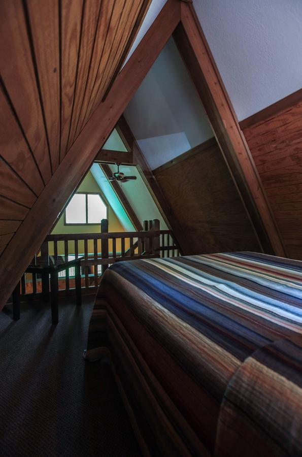 A-Frame #02 - Romantic Escape - Hocking Hills Cabin - thumb 5