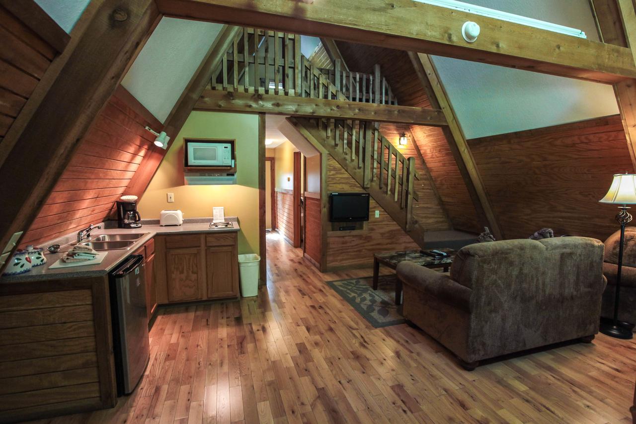 A-Frame #02 - Romantic Escape - Hocking Hills Cabin - thumb 16