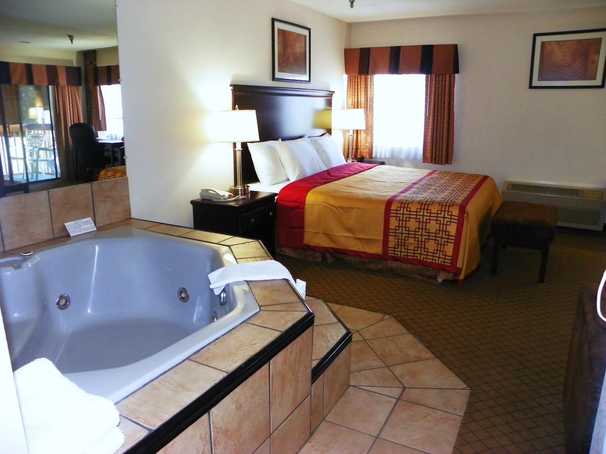Royalton Inn & Suites Upper Sandusky - thumb 20