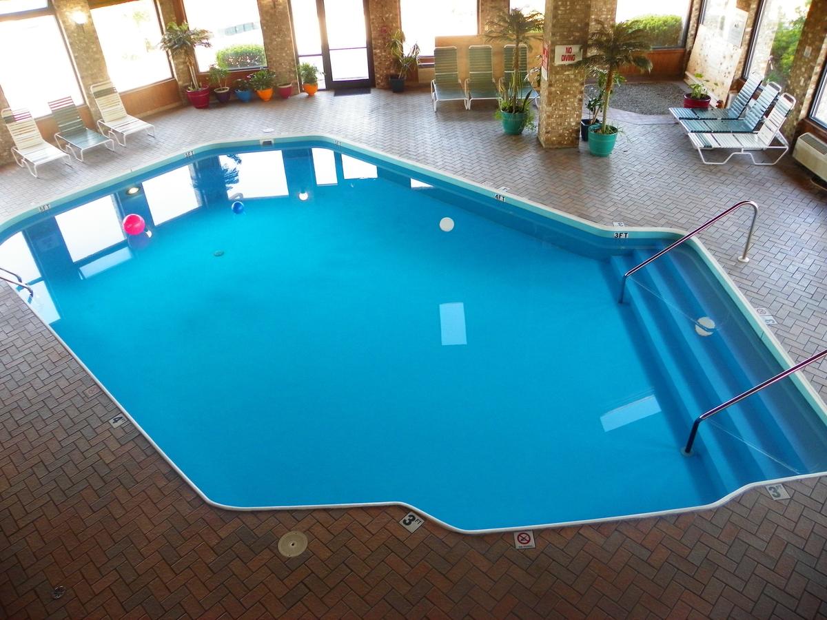 Royalton Inn & Suites Upper Sandusky - thumb 7
