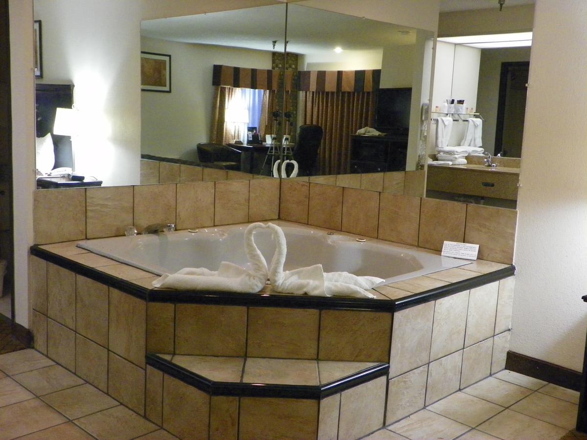 Royalton Inn & Suites Upper Sandusky - thumb 28