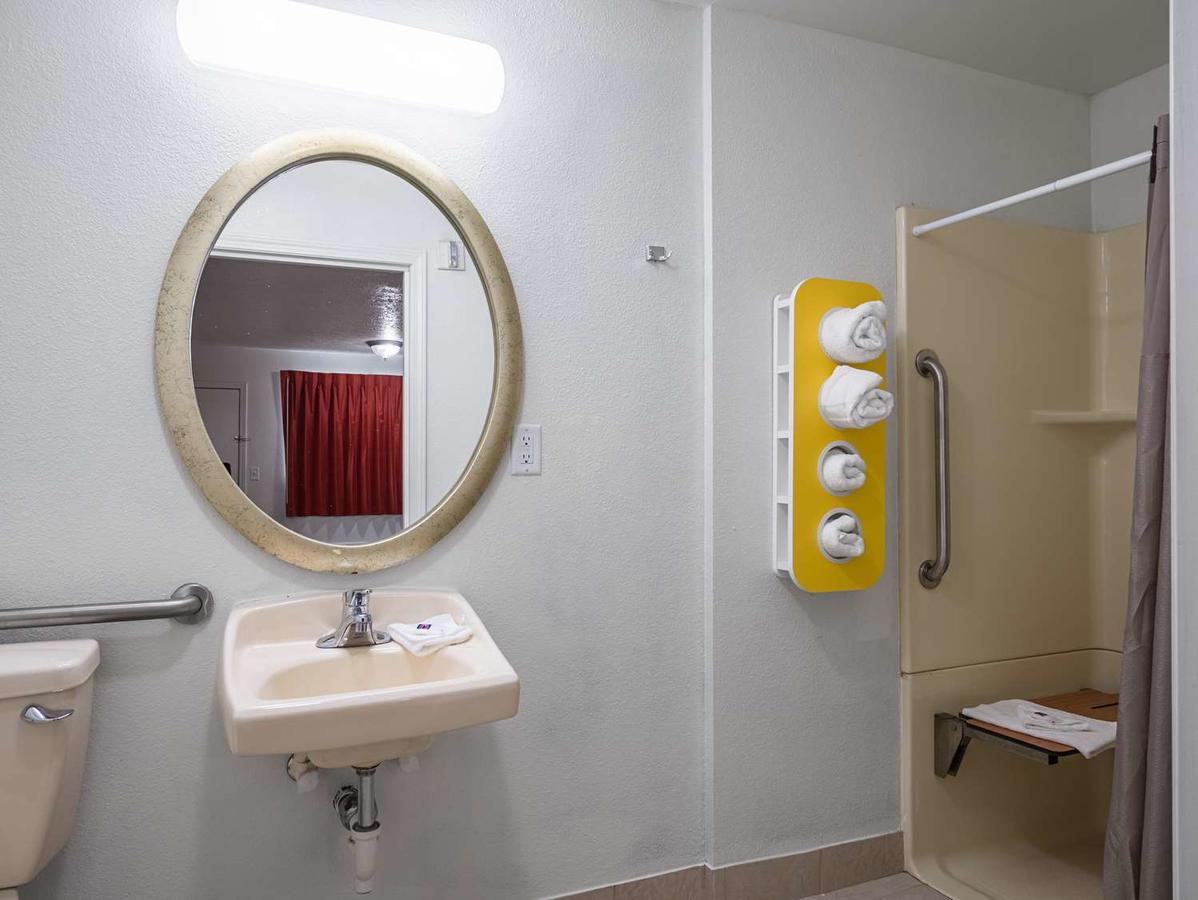 Motel 6 Columbus OSU - thumb 1