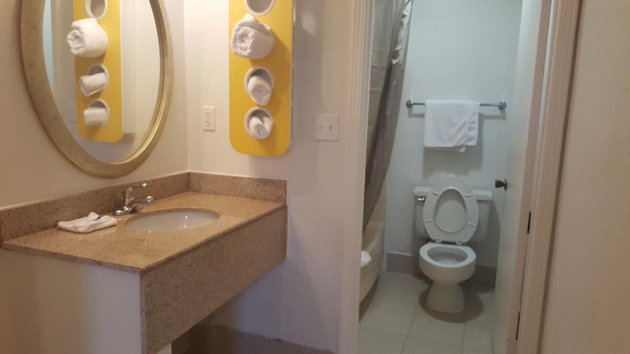 Motel 6 Columbus OSU - thumb 35