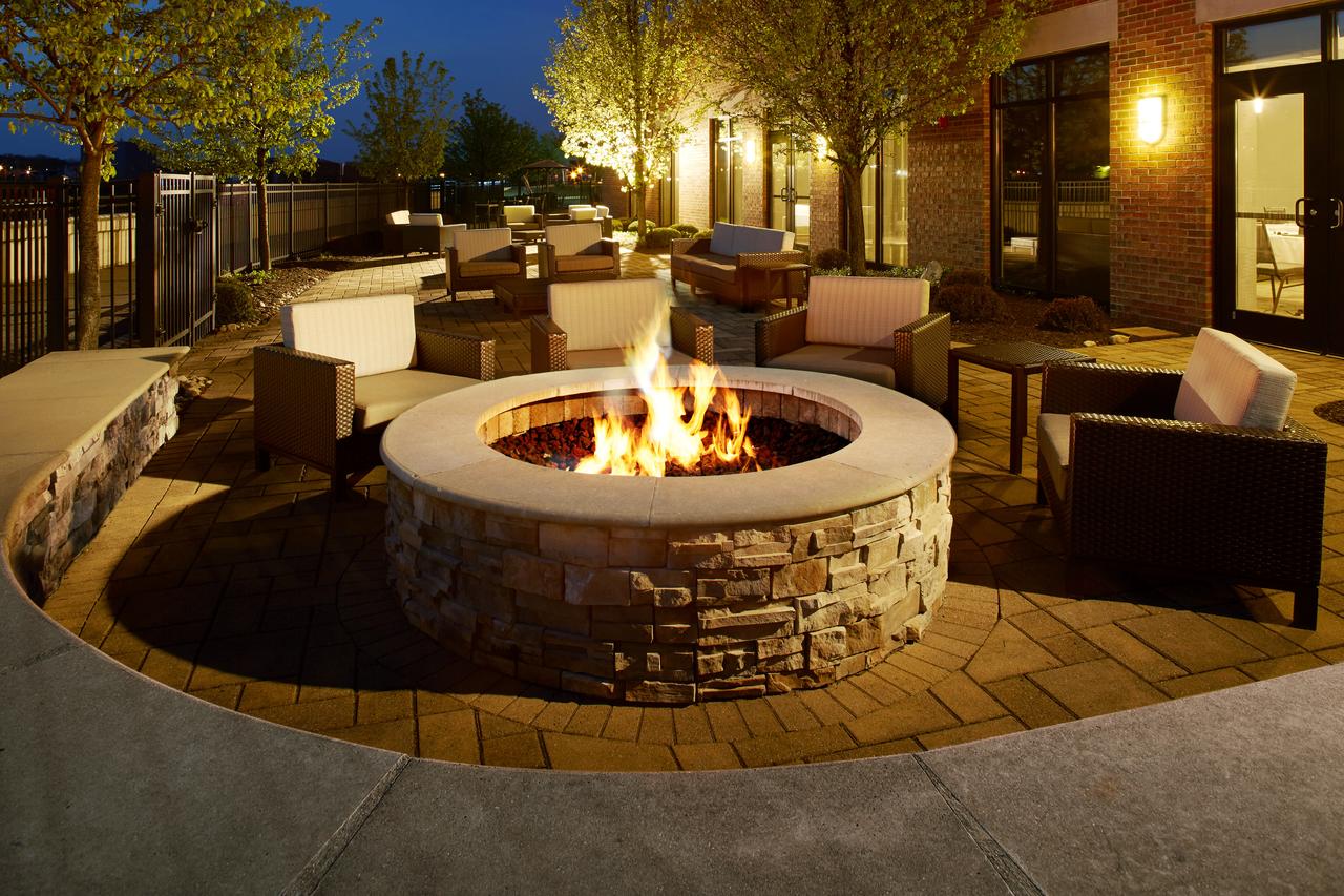 Courtyard Hamilton - thumb 5