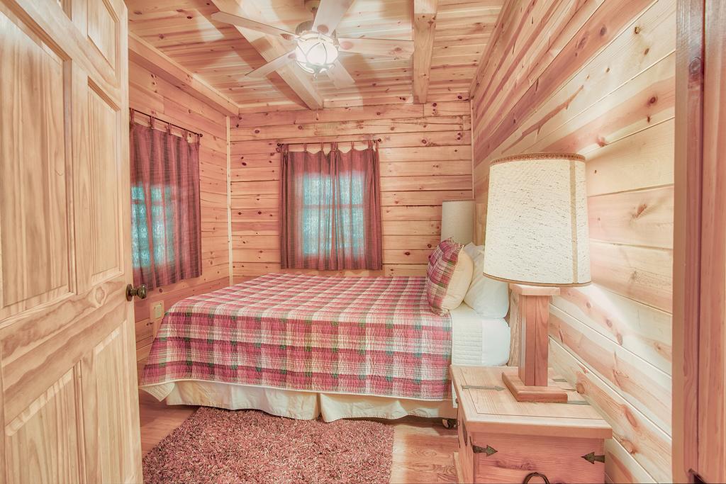 Hidden Heights Cabin - thumb 13