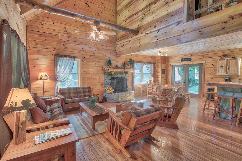 Hidden Heights Cabin - thumb 2