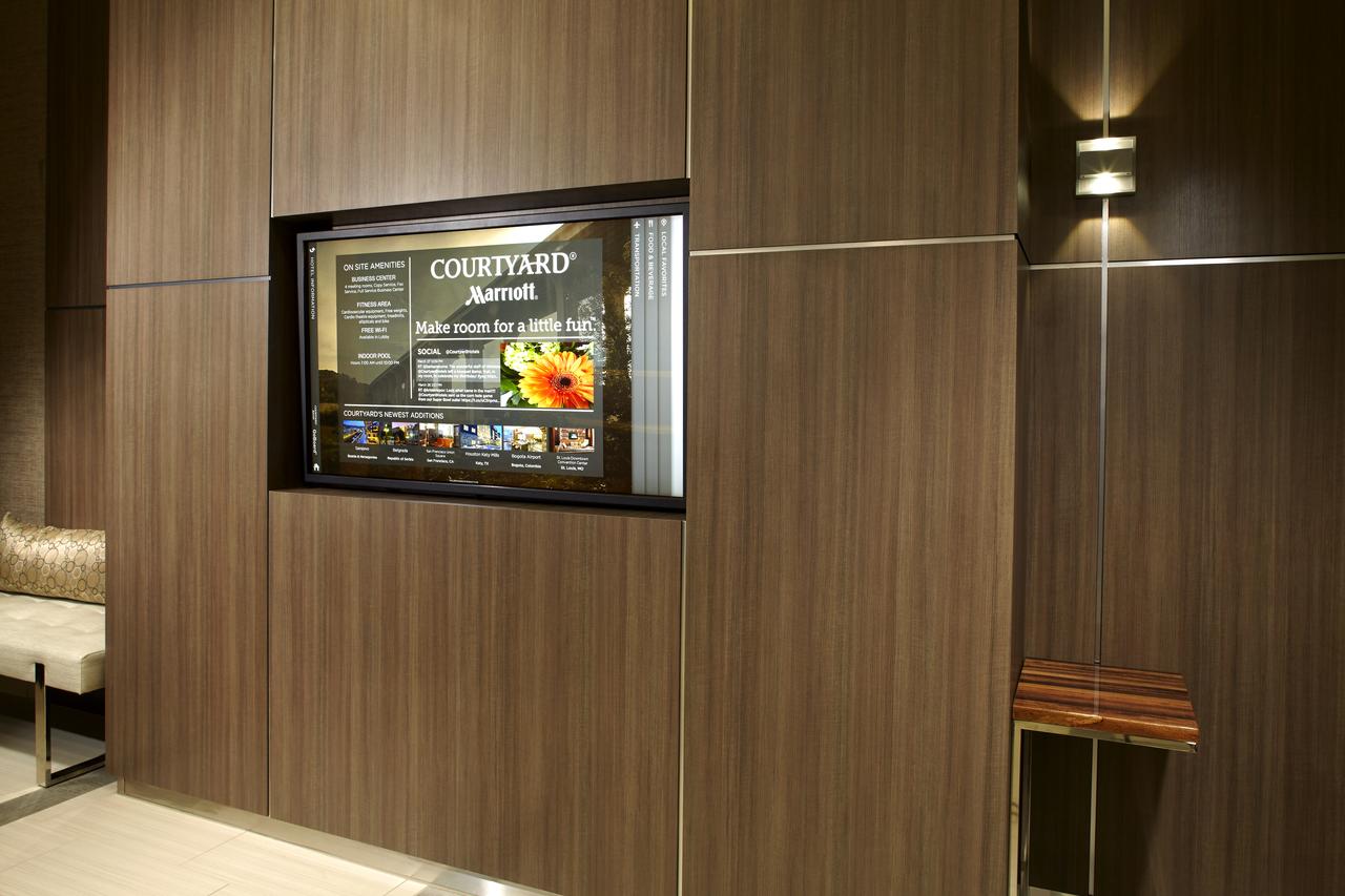 Courtyard By Marriott Akron Downtown - thumb 2