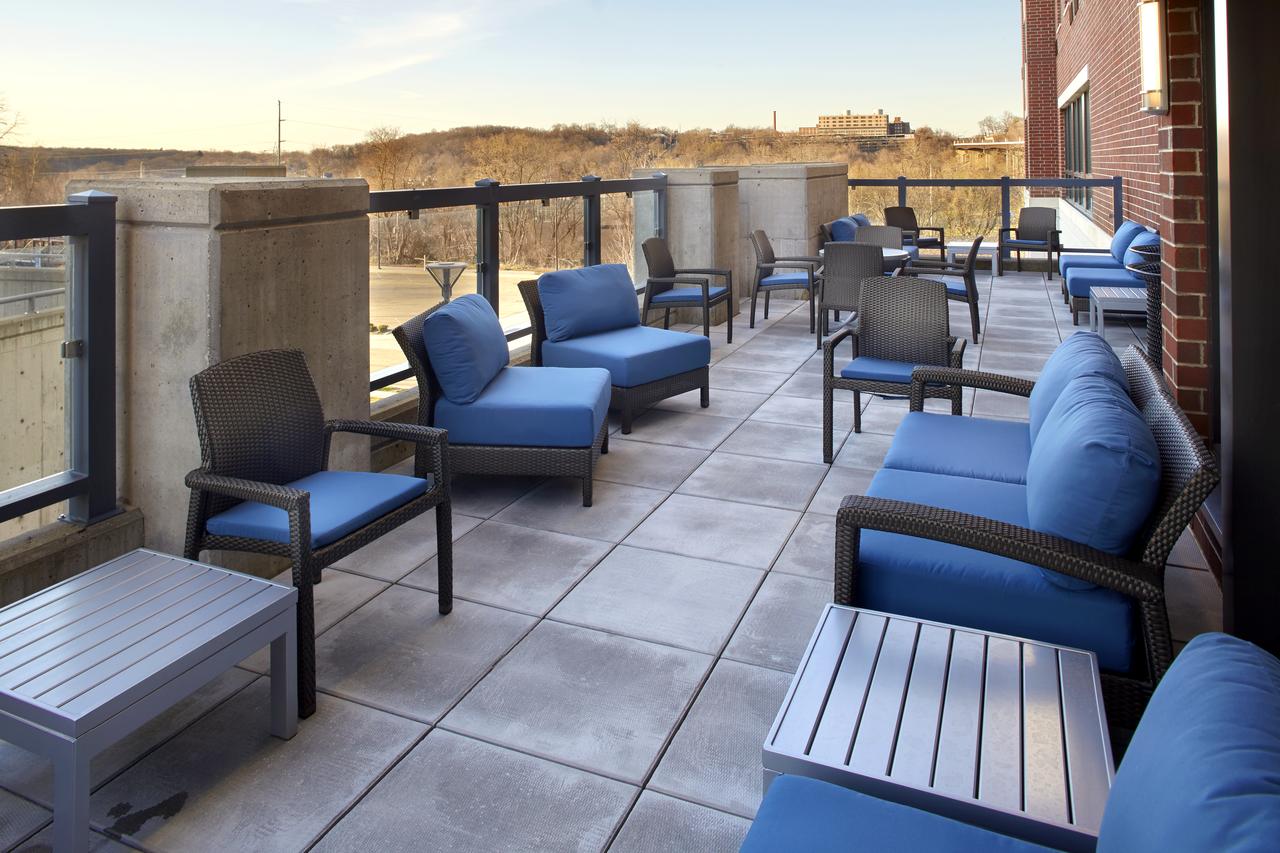 Courtyard By Marriott Akron Downtown - thumb 28