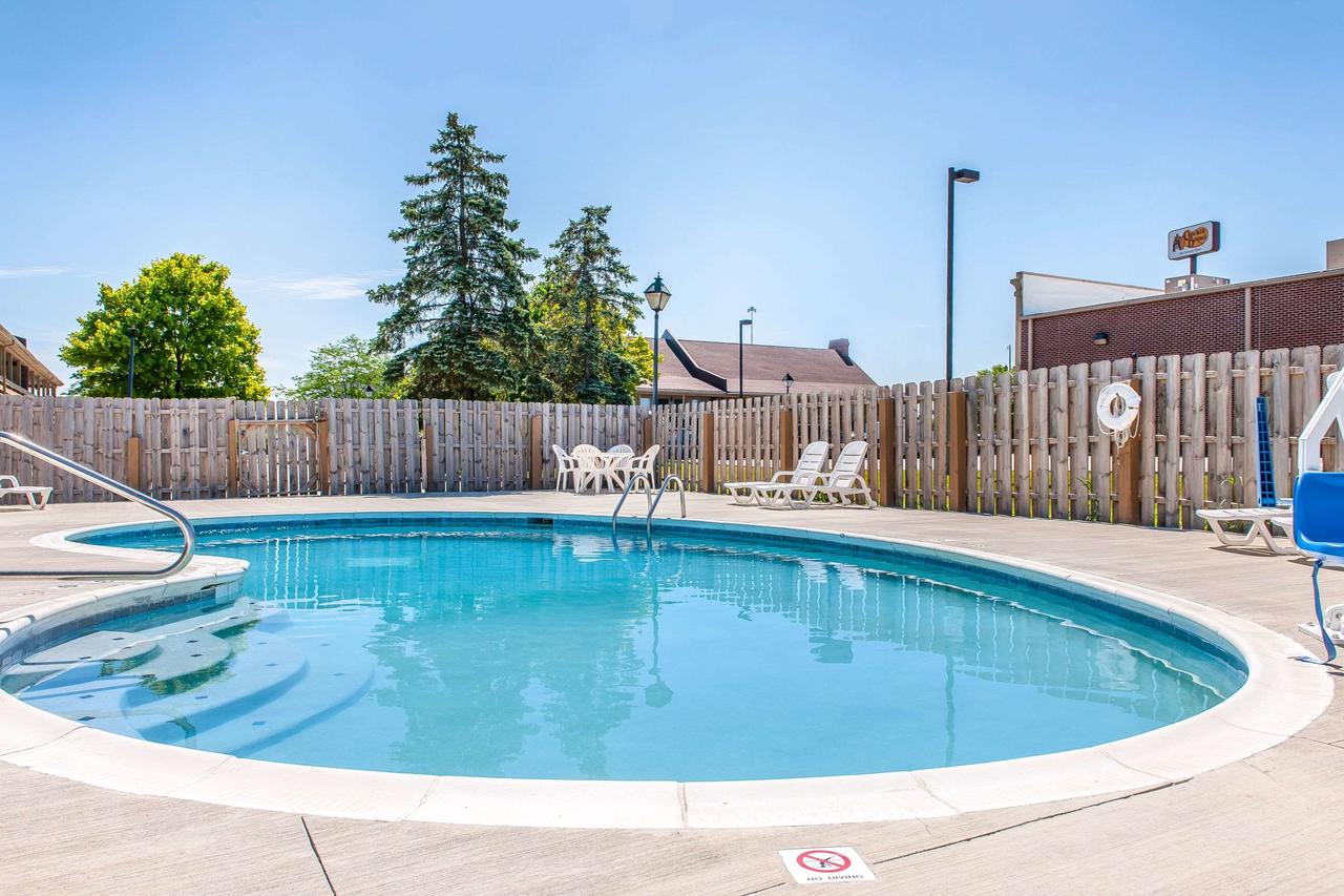 Quality Inn Findlay - thumb 28