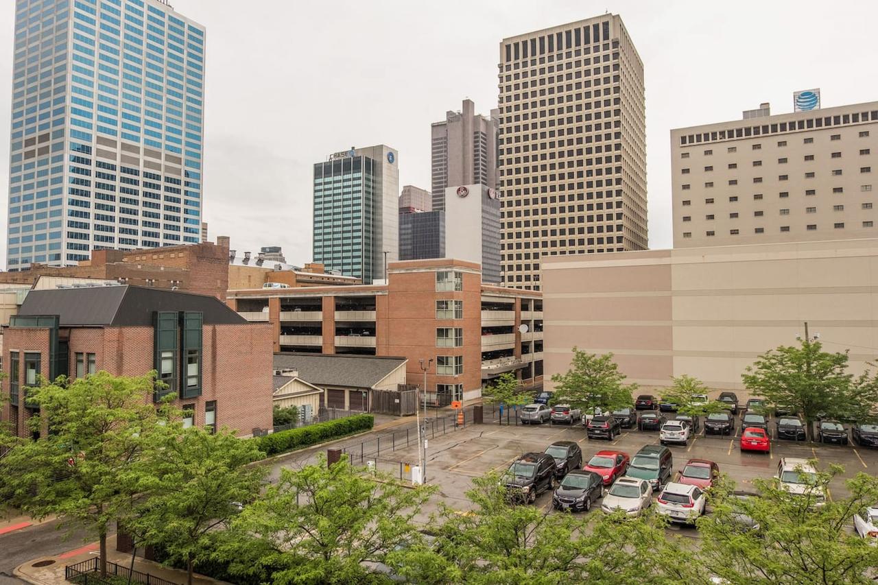 Deluxe 1br + Parking - Minutes To All Of Downtown - thumb 23