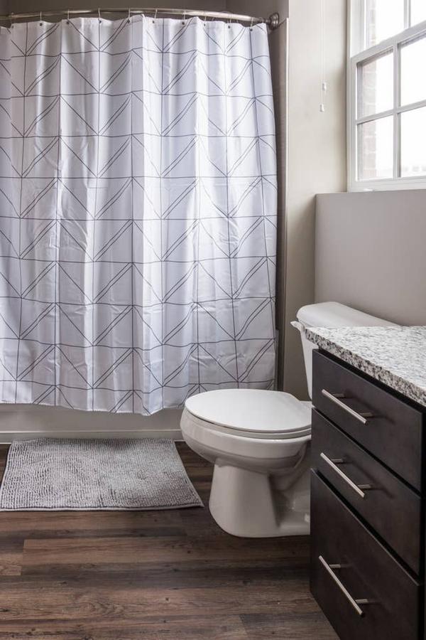 Deluxe 1br + Parking - Minutes To All Of Downtown - thumb 8
