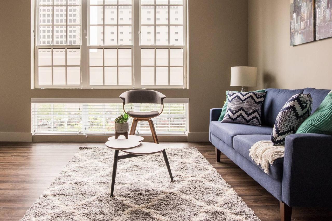 Deluxe 1br + Parking - Minutes To All Of Downtown - thumb 13