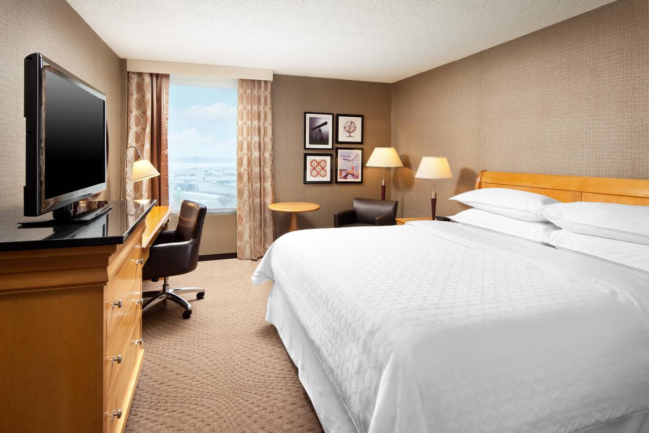 Sheraton Cleveland Airport Hotel - thumb 20