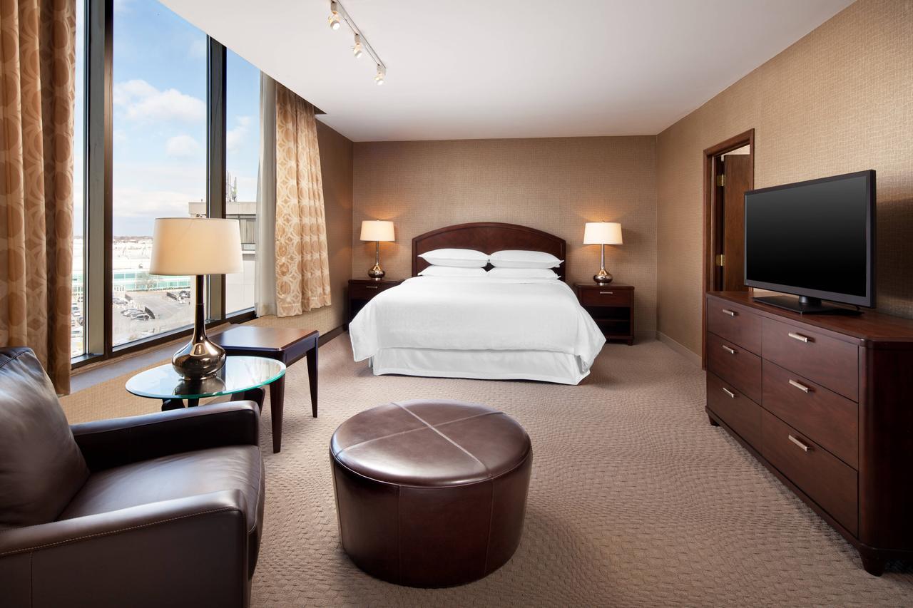 Sheraton Cleveland Airport Hotel - thumb 10