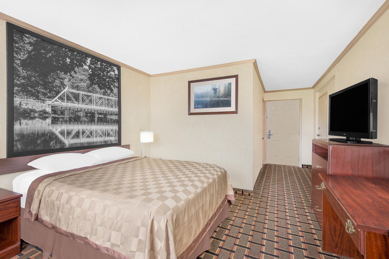 Super 8 By Wyndham Maumee Perrysburg Toledo Area - thumb 18