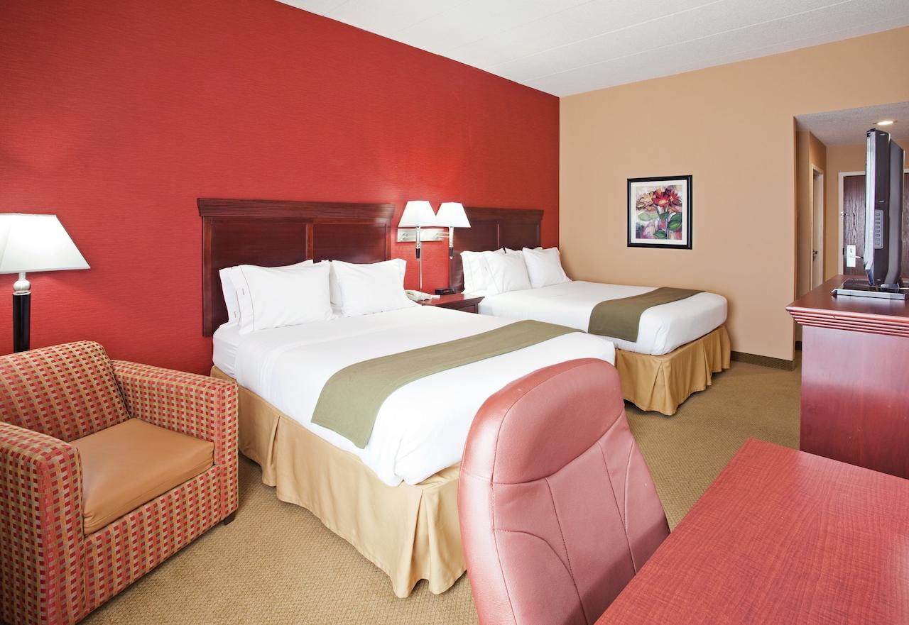 Holiday Inn Express & Suites Troy - thumb 4