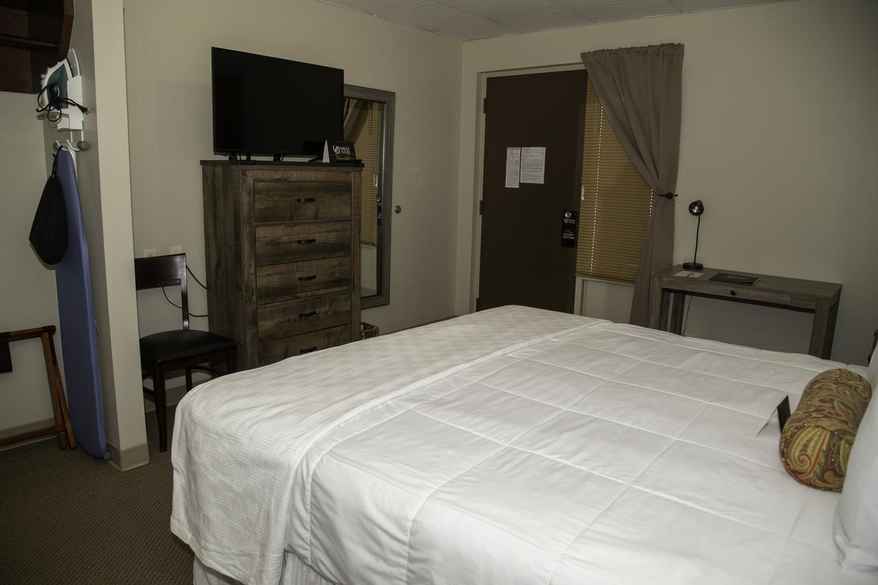 The Stables Inn & Suites - thumb 35