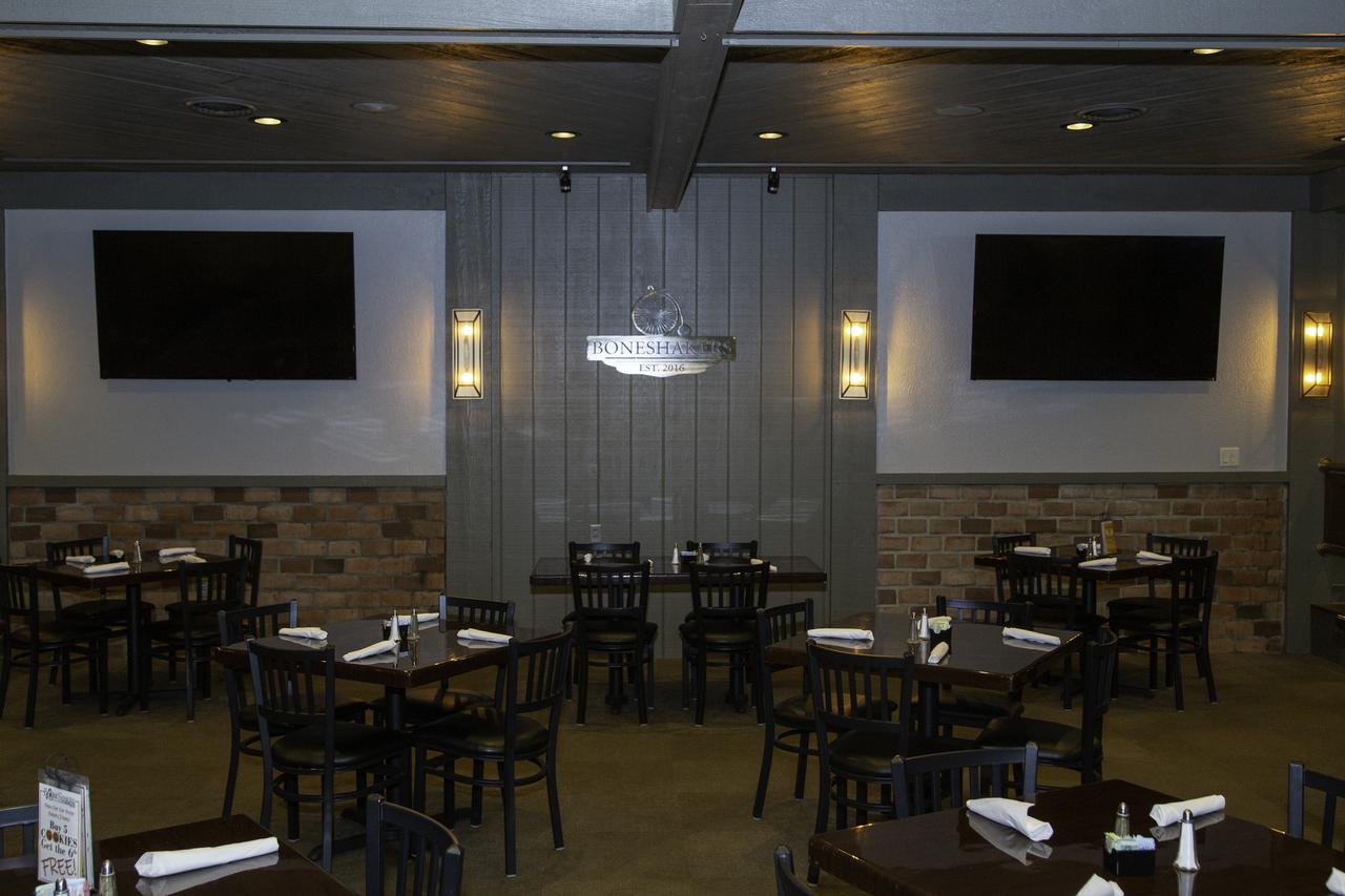 The Stables Inn & Suites - thumb 7