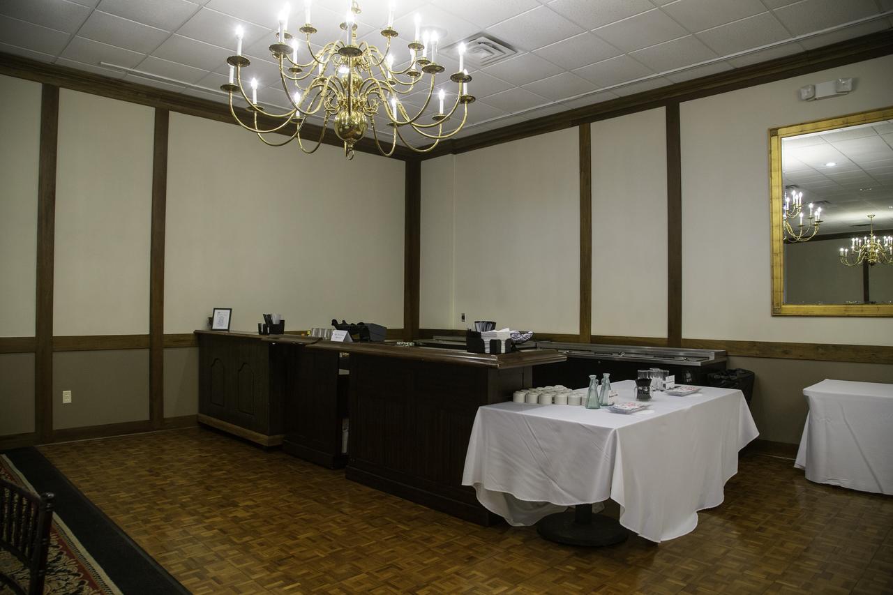 The Stables Inn & Suites - thumb 23