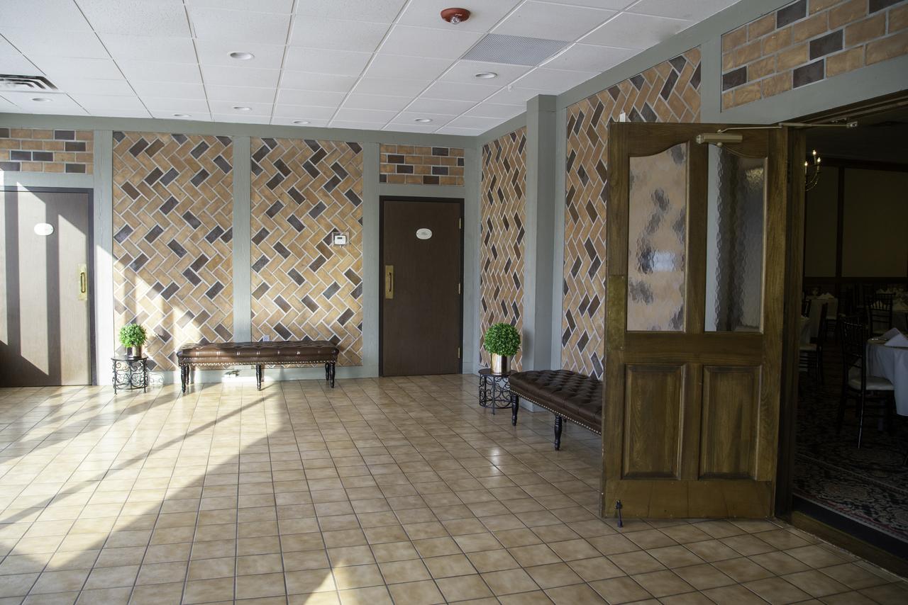 The Stables Inn & Suites - thumb 20