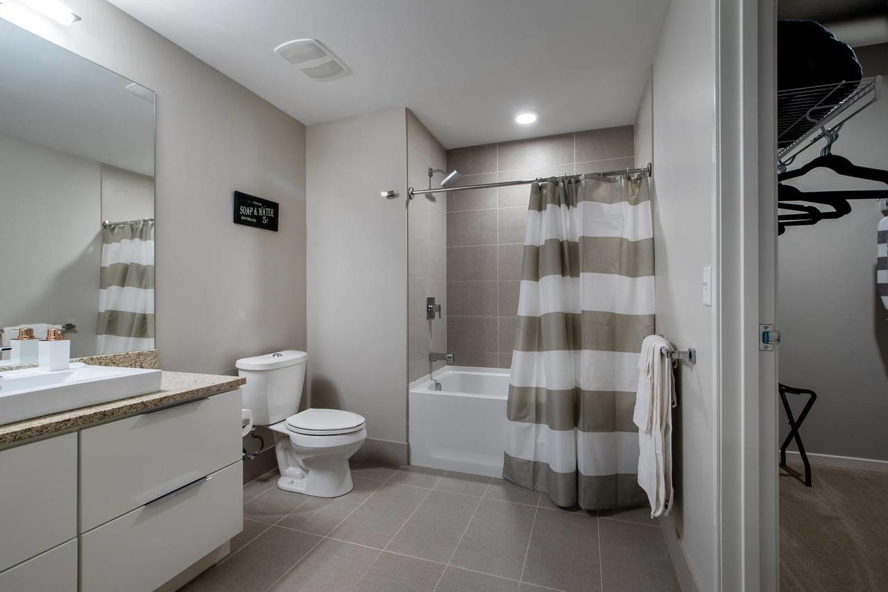 1BR East Bank Retreat - thumb 16