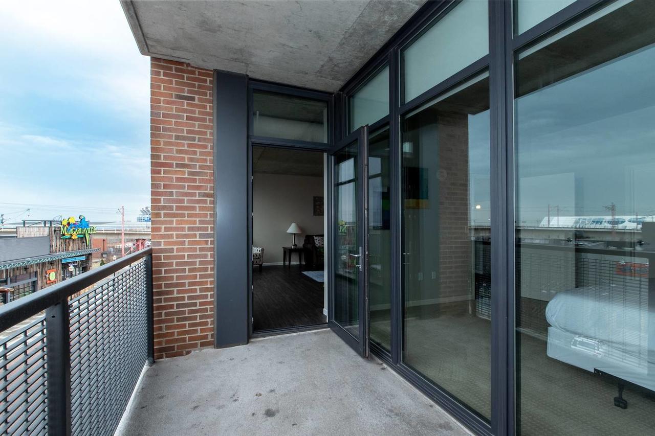 1BR East Bank Retreat - thumb 7
