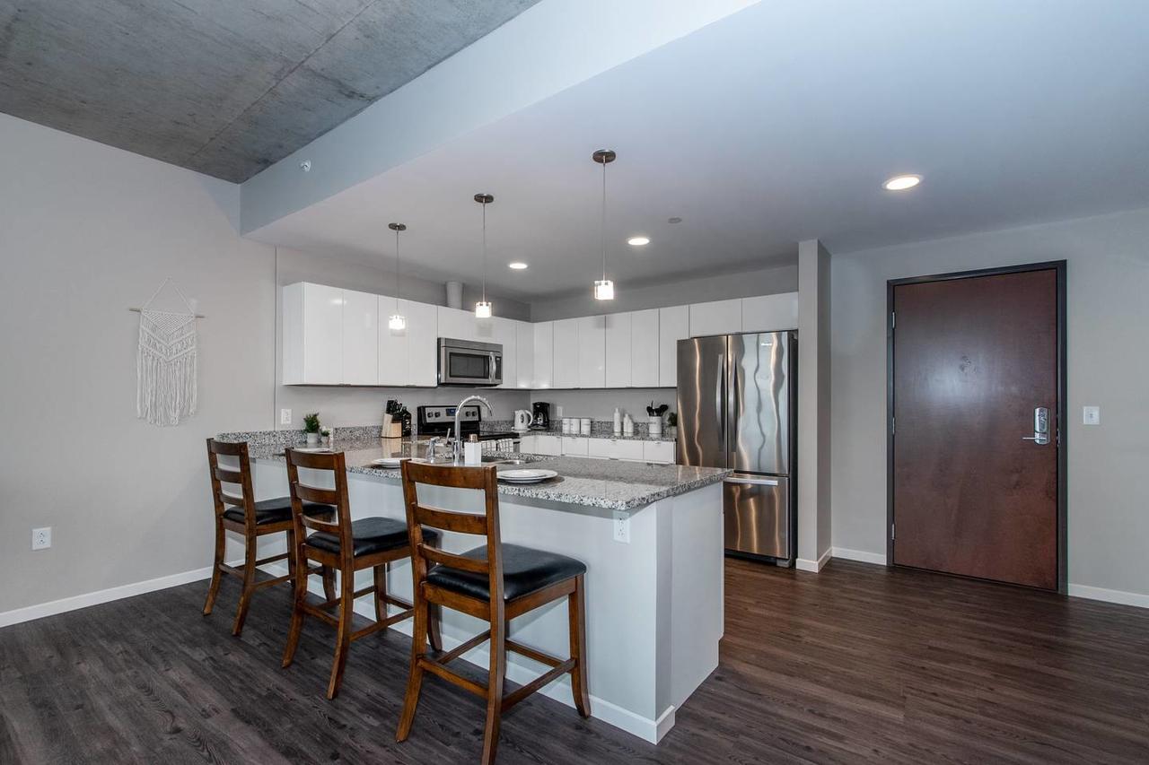 1BR East Bank Retreat - thumb 19