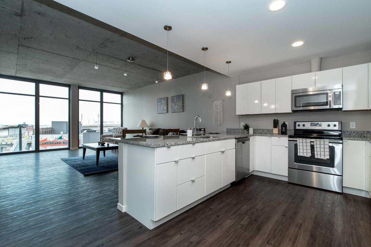 1BR East Bank Retreat - thumb 13