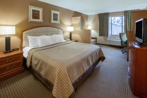 Days Inn & Suites By Wyndham Richfield