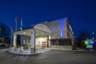 Booking Brook-park Accommodation Ohio