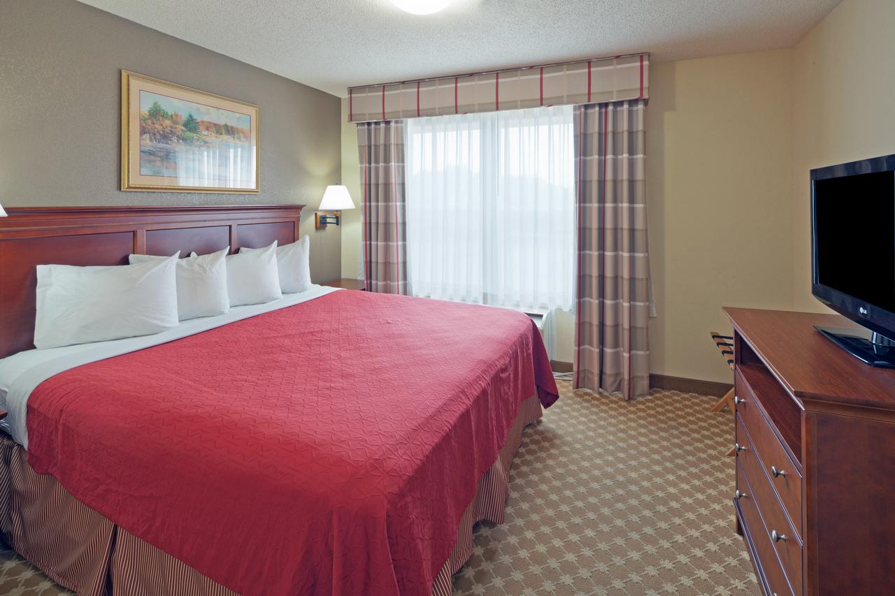Country Inn & Suites By Radisson, Elyria, OH - thumb 23