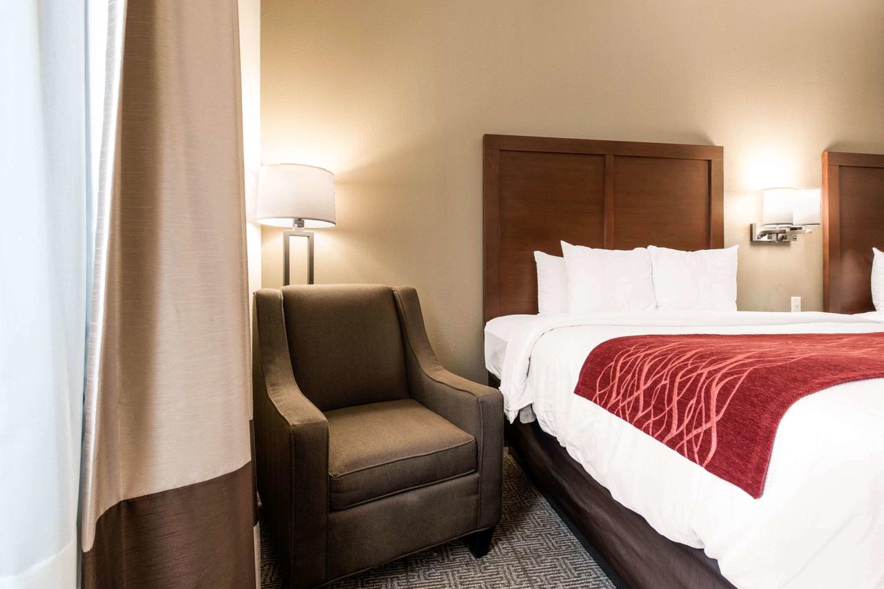 Comfort Inn & Suites Streetsboro - thumb 9
