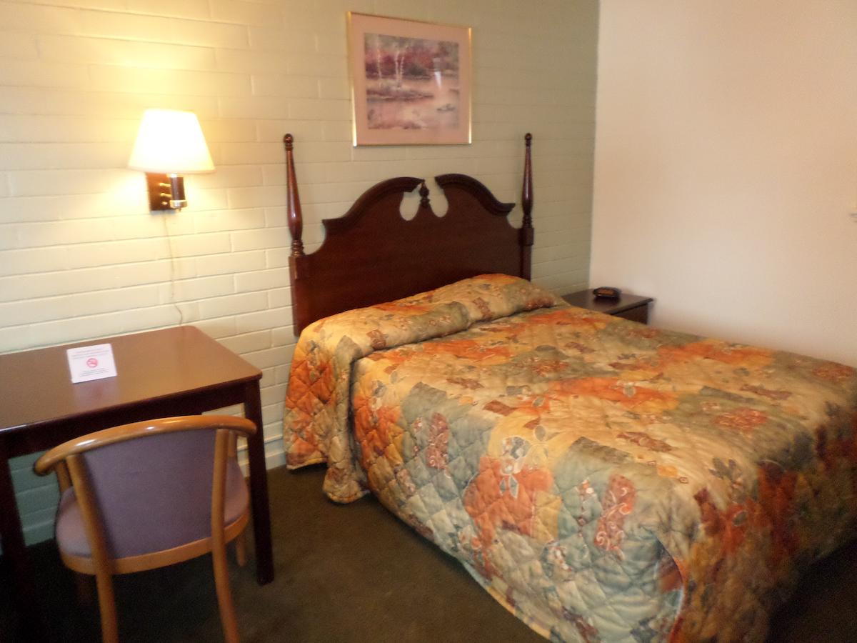 Villa Rosa Motel - thumb 25