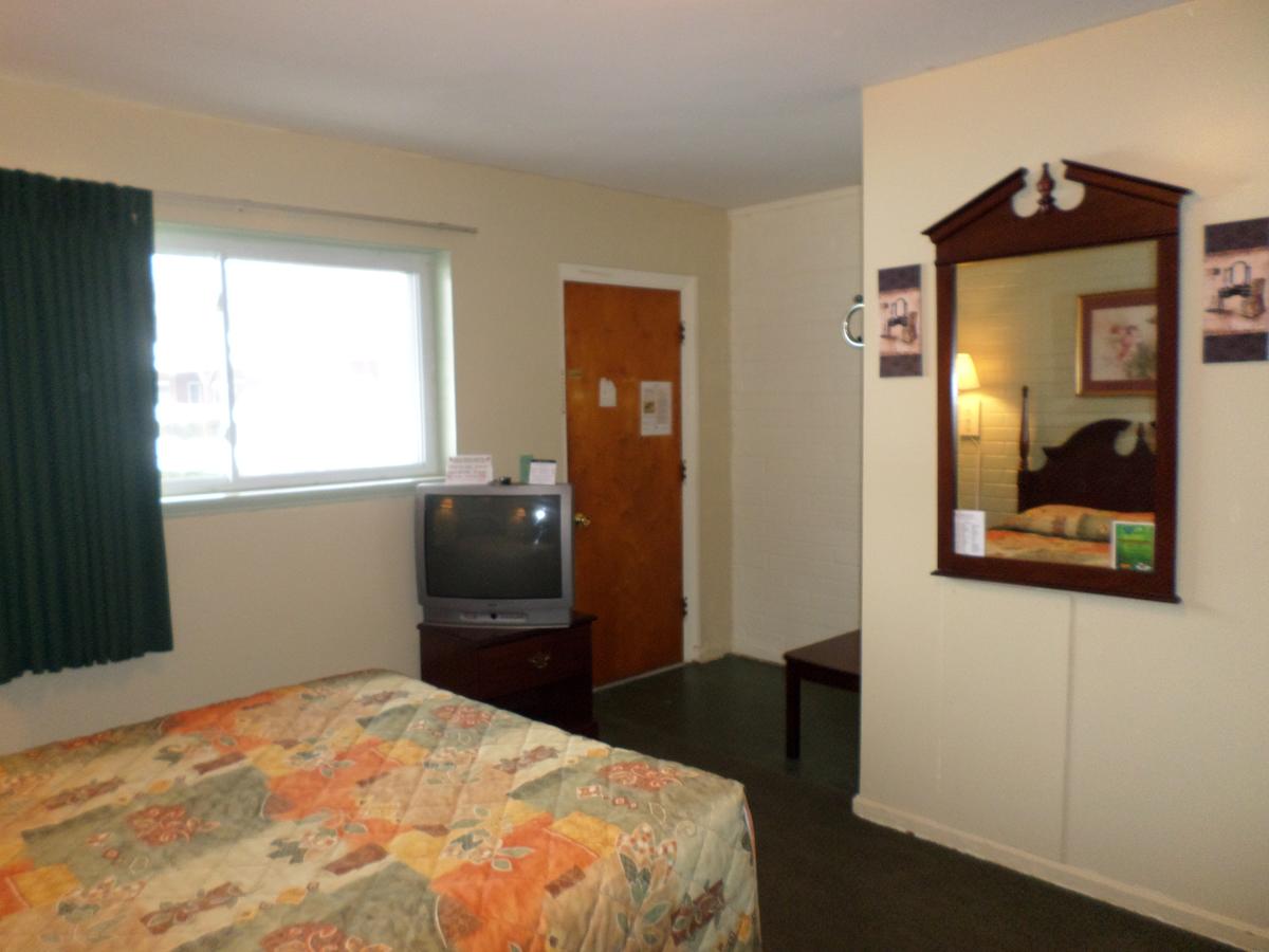 Villa Rosa Motel - thumb 18