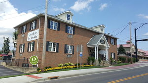 Lodging On The Square