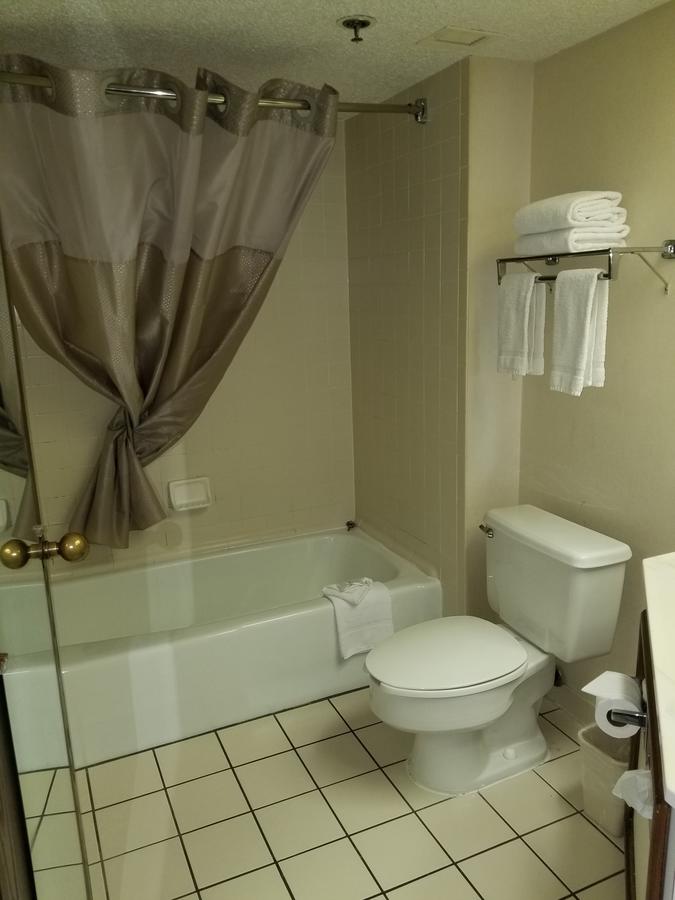 Travelodge By Wyndham Columbus North - thumb 2