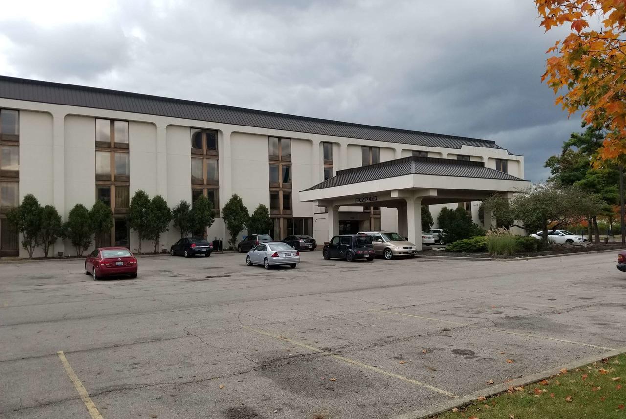 Travelodge By Wyndham Columbus North - thumb 0