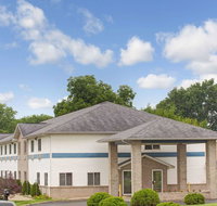 Super 8 by Wyndham Heath/Newark - Accommodation Ohio