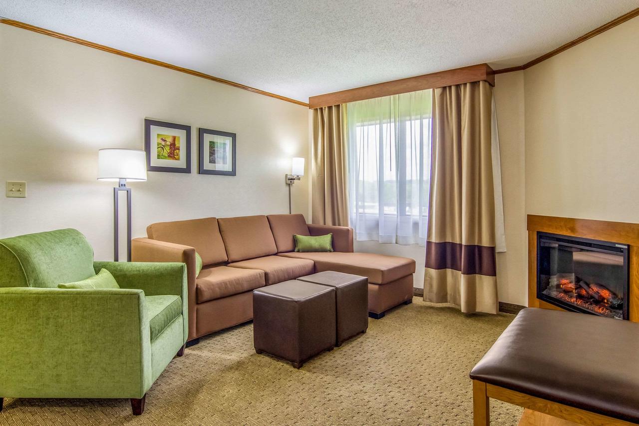 Comfort Inn Millersburg - thumb 25