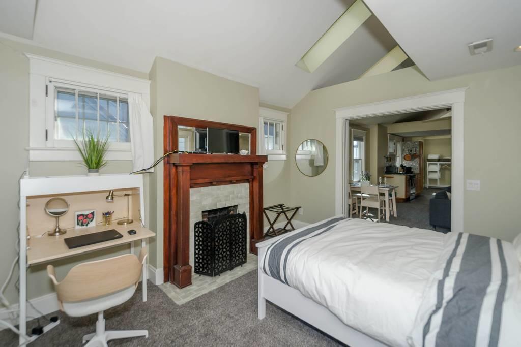 1027 Celestial Street - thumb 9