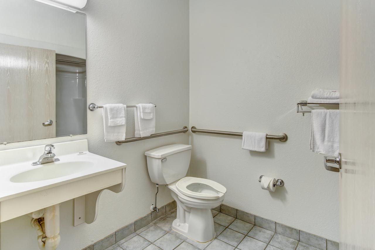 Motel 6 Cleveland - Medina - thumb 28