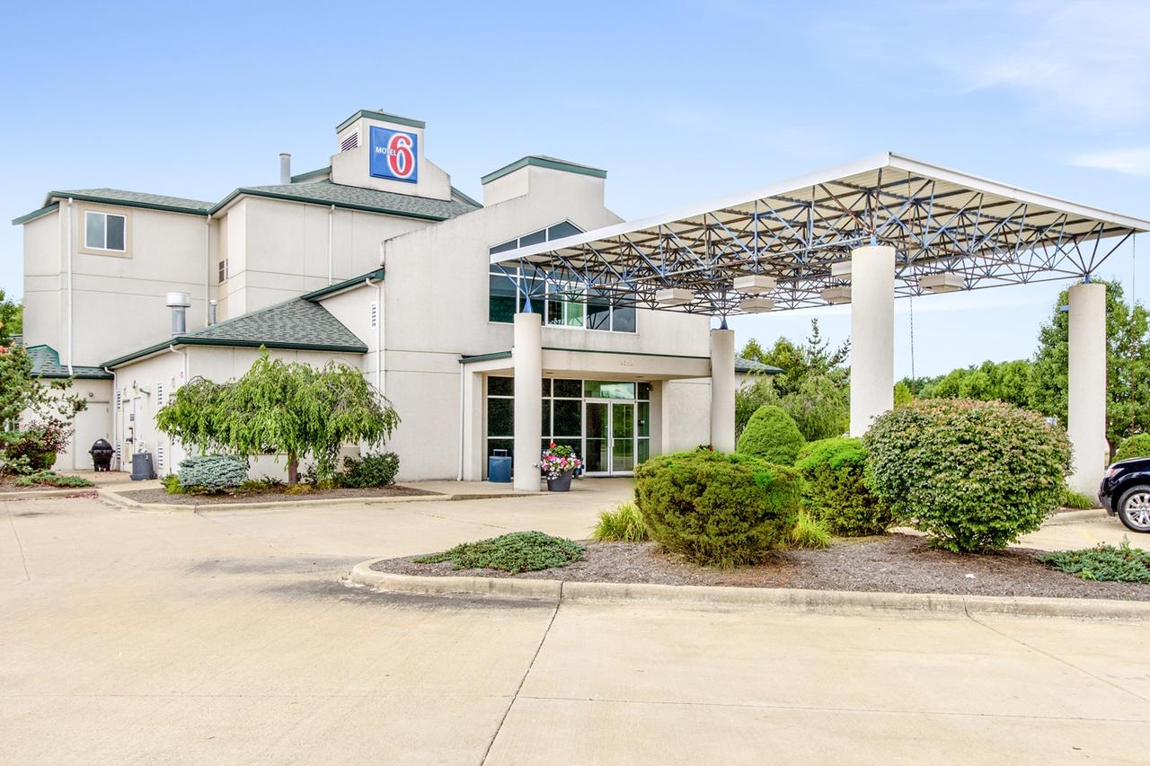 Motel 6 Cleveland - Medina - thumb 1
