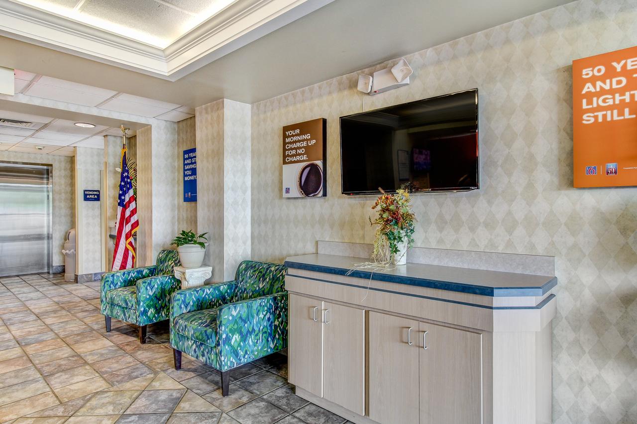 Motel 6 Cleveland - Medina - thumb 8