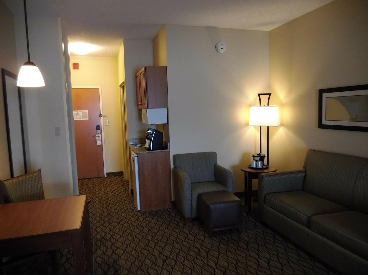 Holiday Inn Express Hotel & Suites Lancaster - thumb 6