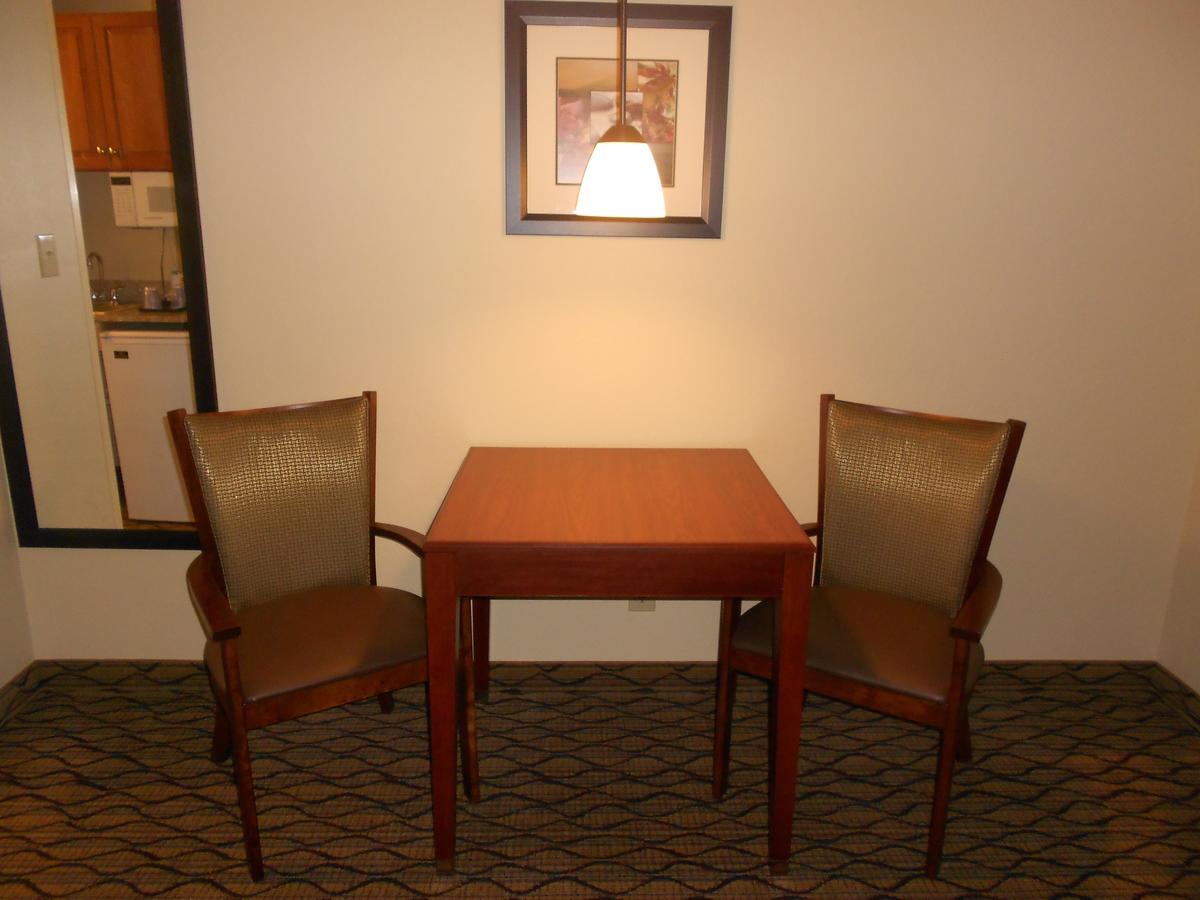 Holiday Inn Express Hotel & Suites Lancaster - thumb 19