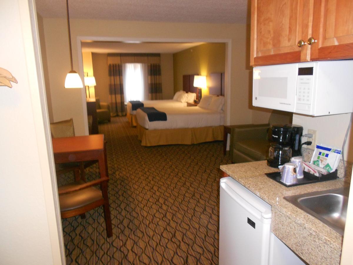 Holiday Inn Express Hotel & Suites Lancaster - thumb 14