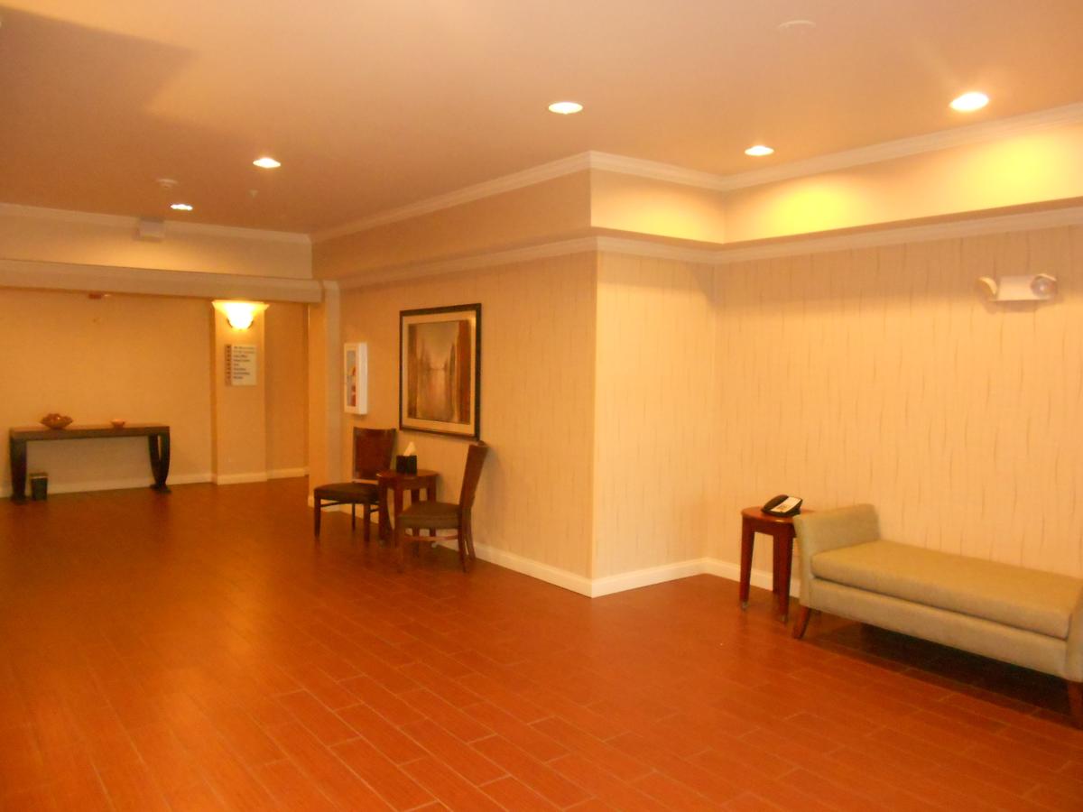 Holiday Inn Express Hotel & Suites Lancaster - thumb 23