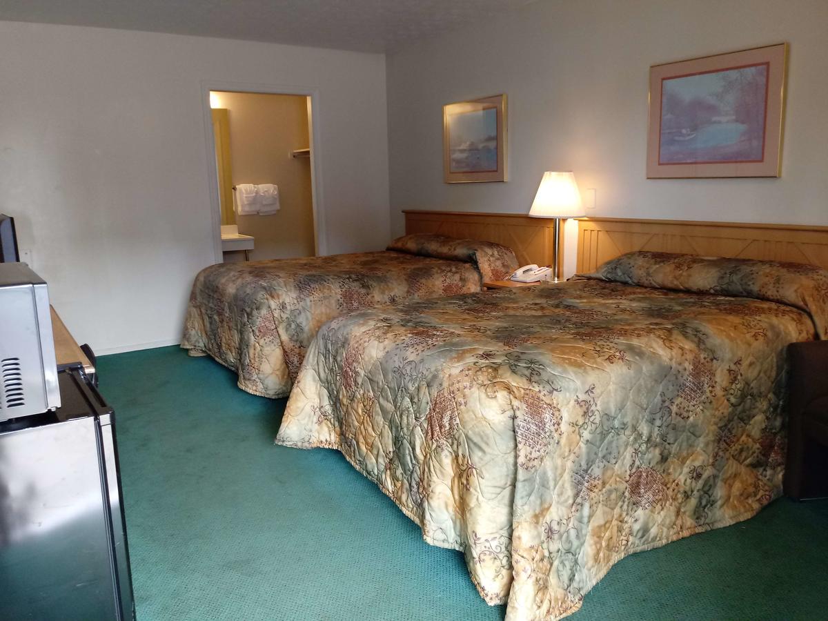 Travelodge By Wyndham New Philadelphia - thumb 0