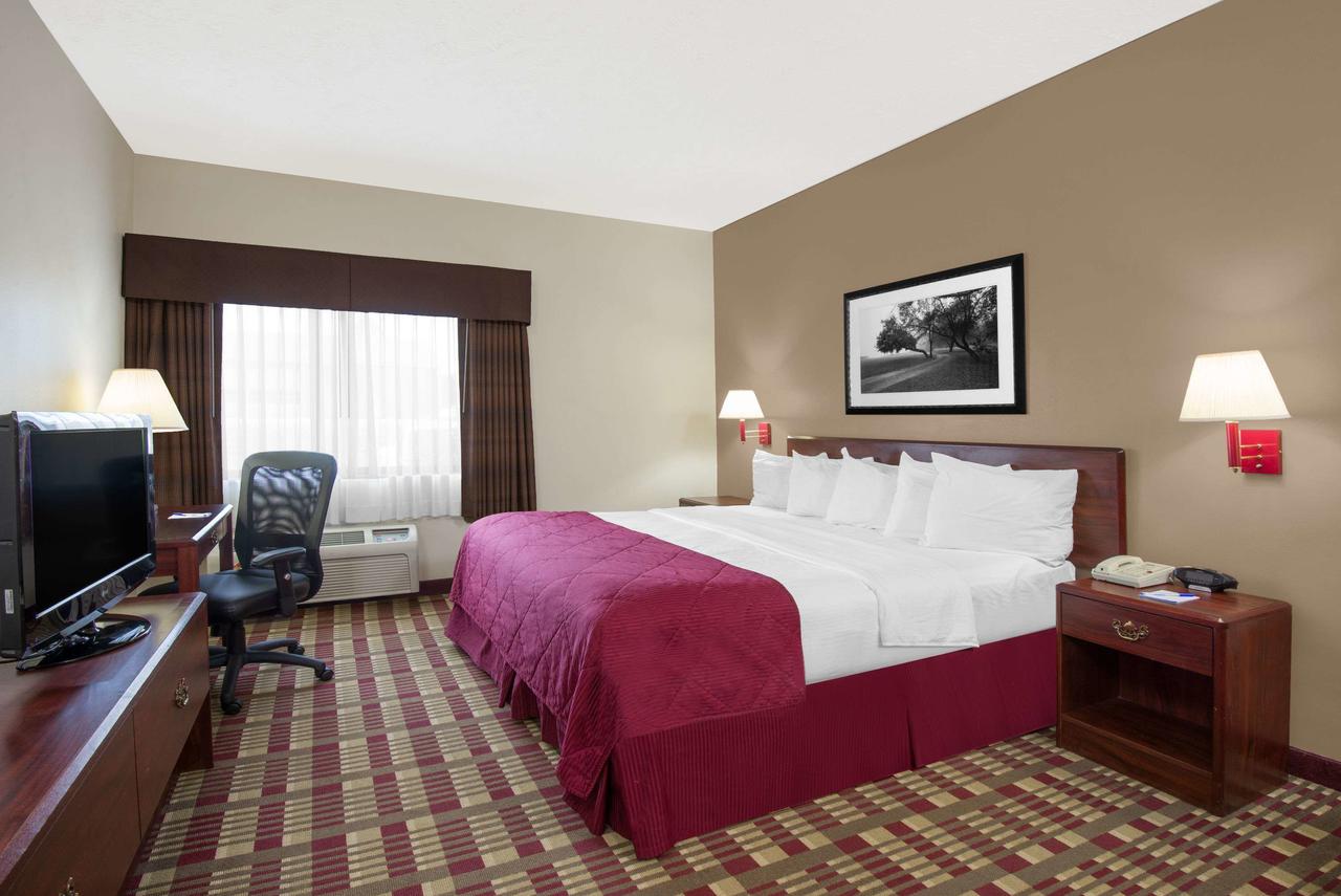 Baymont By Wyndham Boston Heights/Hudson - thumb 30