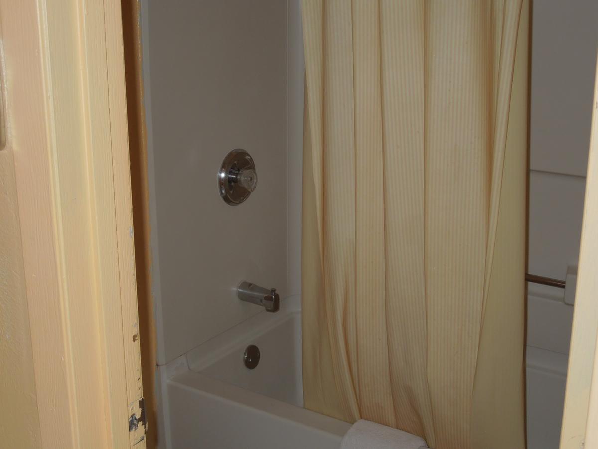 Air View Inn - thumb 16